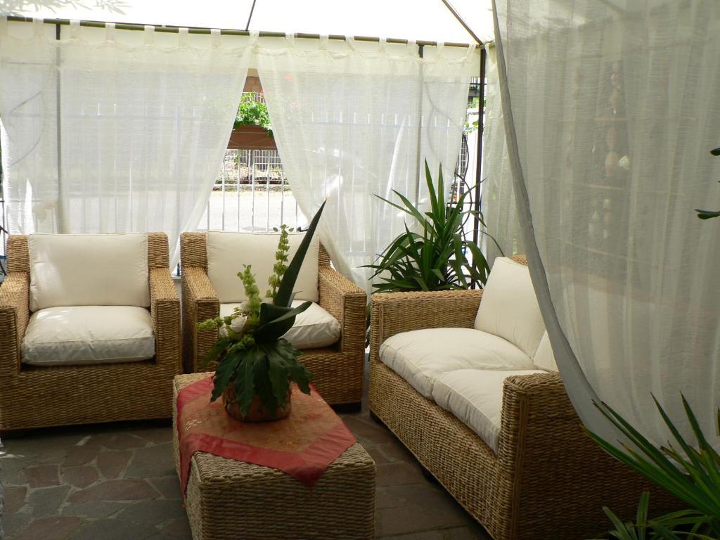Hotel Arlesiana Rimini Extérieur photo