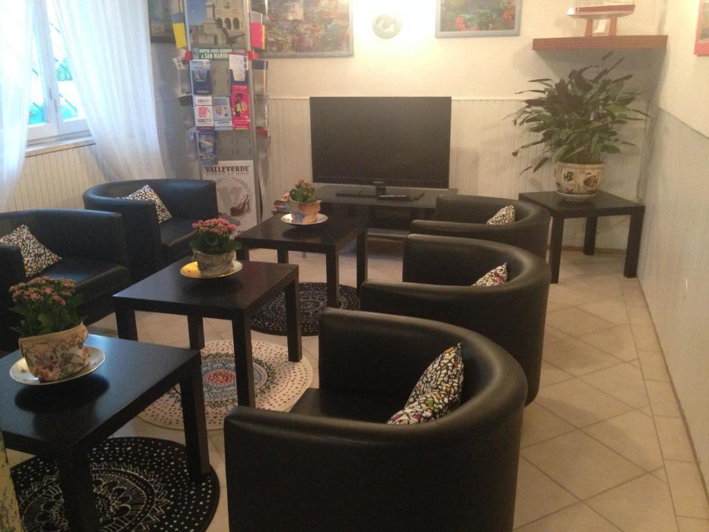 Hotel Arlesiana Rimini Extérieur photo