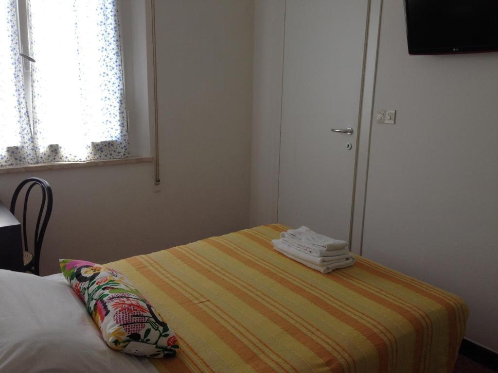 Hotel Arlesiana Rimini Extérieur photo